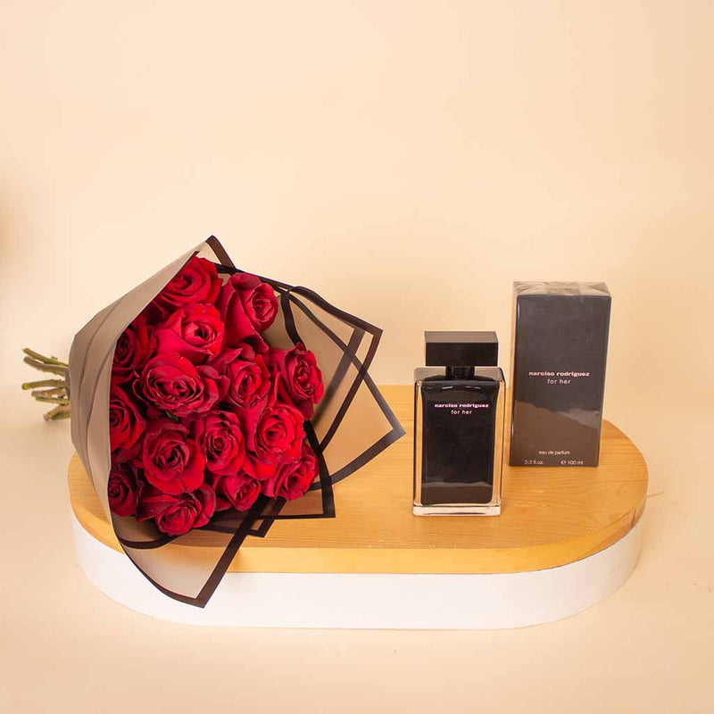 Narciso Rodriguez For Her EDT Women 150ml & Red Roses Bouquet