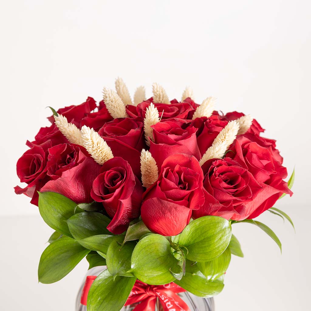 Heartline Rouge Vase