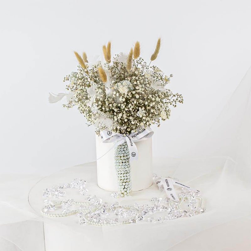 White Radiance Hand Bouquet – Baby’s Breath
