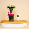 Nuit Fragrances Casa di Rosa & 15 White Roses Vase