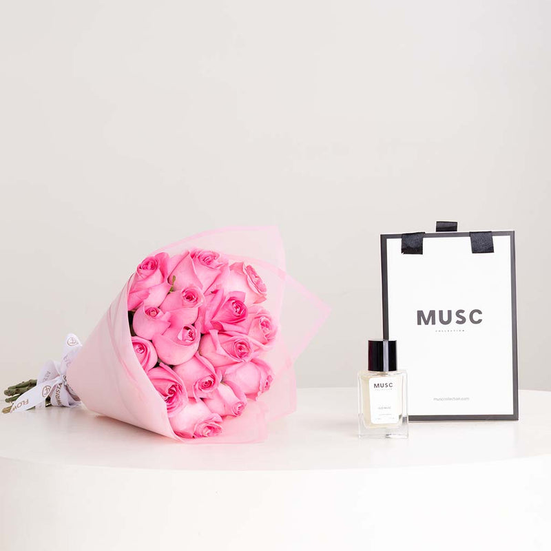 MUSC Oud Musc Perfume & Pink Roses Bouquet
