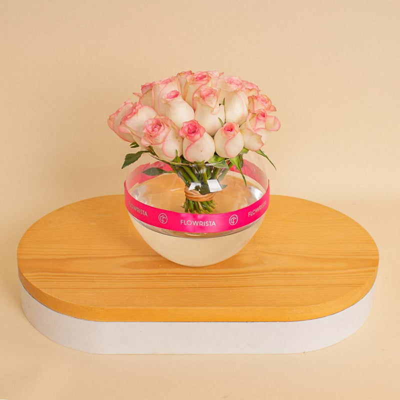 Light Pink Flowers Vase – 20 Light Pink Flowers