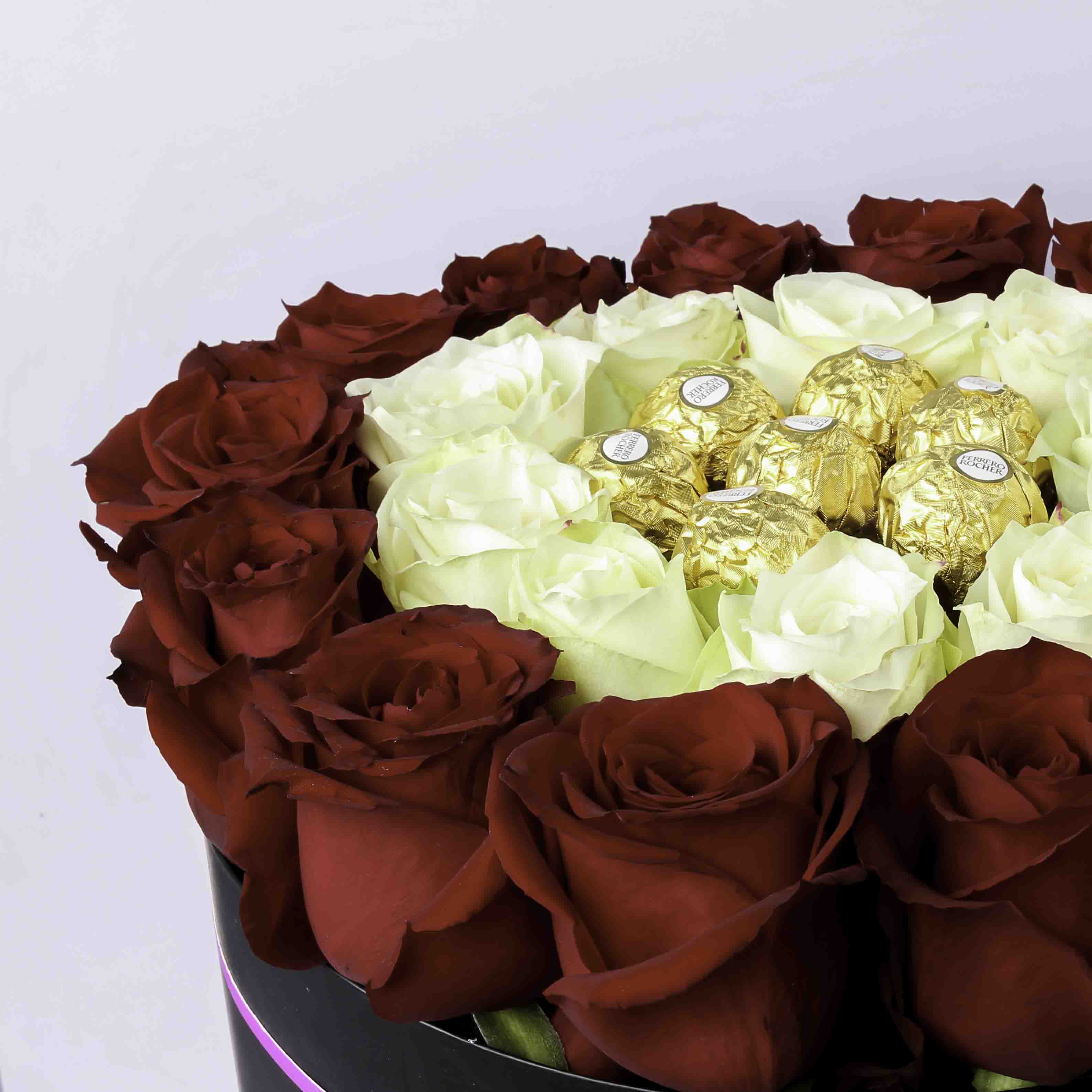 Roses Cylinder and Chocolate