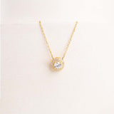 Markiz Gold-Plated Zircon Necklace & Red Roses Bouquet