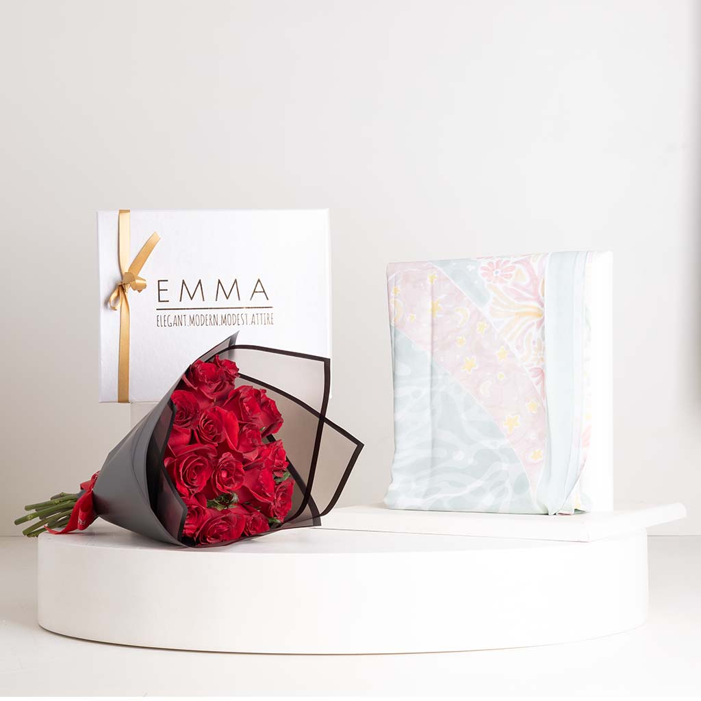 EMMA Lullaby Scarf & Red Roses