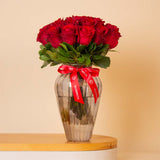 Classic Red Roses Glass Vase