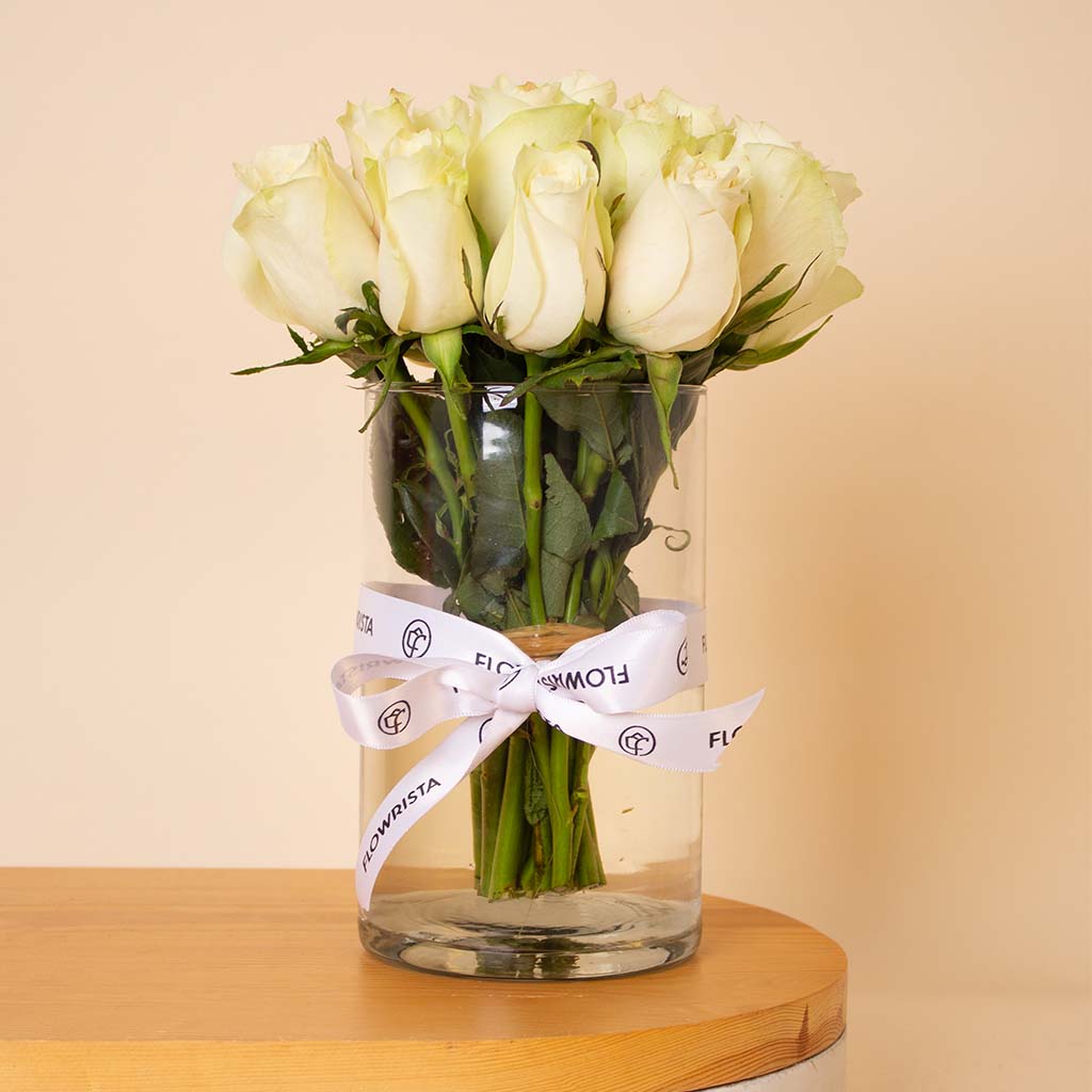 Narciso Rodriguez For Her EDT Women 150ml & White Roses Bouquet