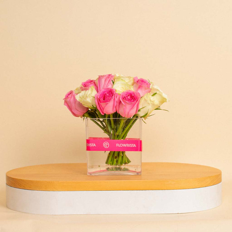 Mixed Flowers Vase | 20 White&Pink Flowers