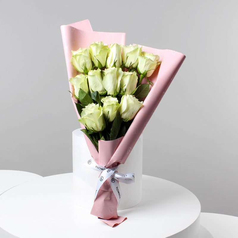 Bouquet of 12 Pure White Roses