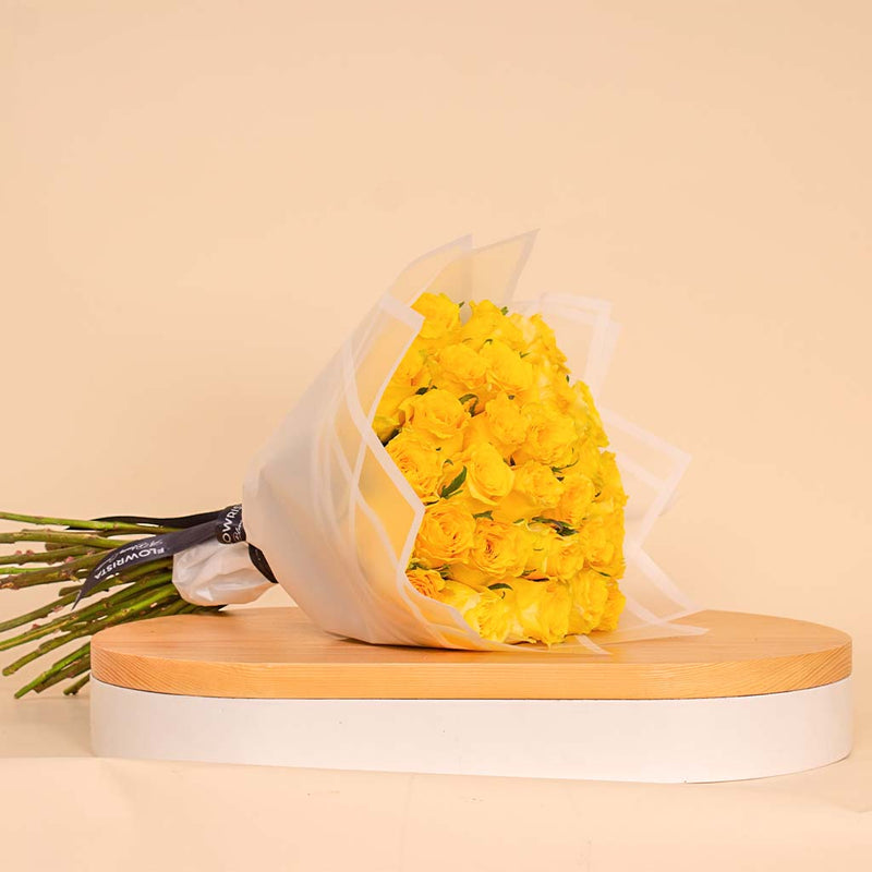 30 Yellow Roses Hand Bouquet