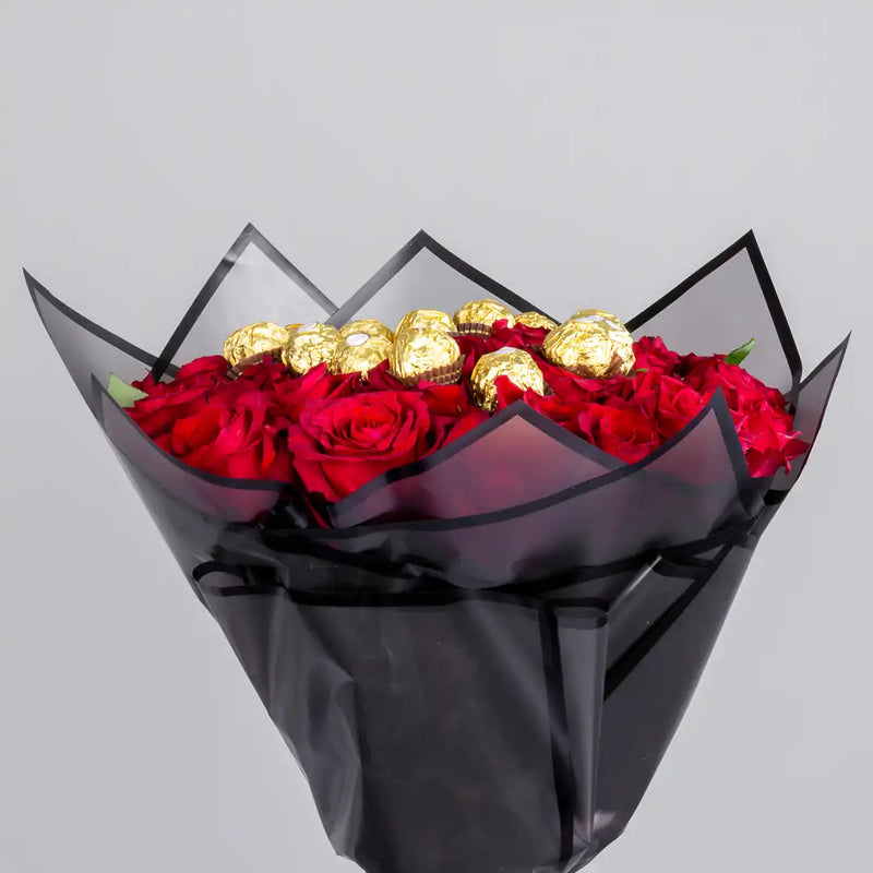 Luxury Gift: Red Roses with Ferrero Chocolates