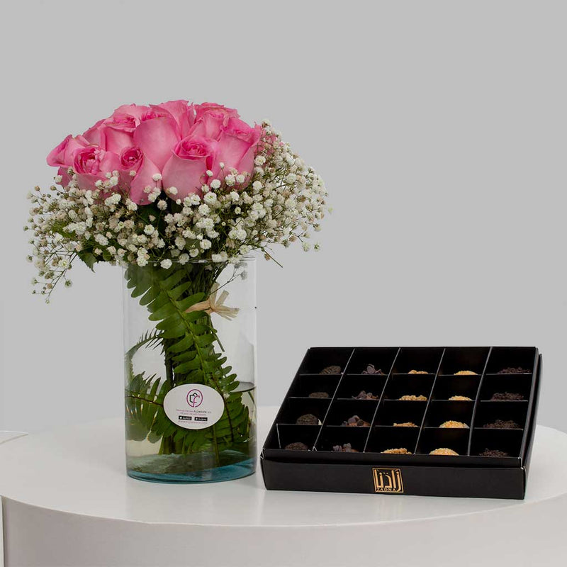 Pink Roses Vase & Zadna Assorted Dates