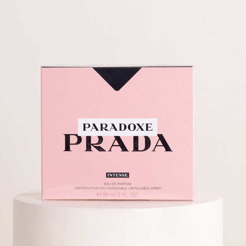 Prada Paradoxe Intense Parfum 90ml & Red Roses Bouquet