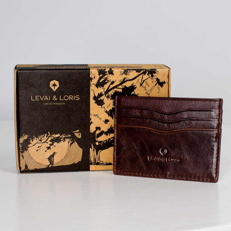 Levai & Loris Duke Card Holder Ii | White Roses Vase