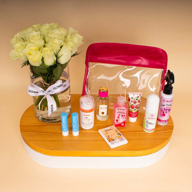 Bubblzz Clutch & White Roses Vase