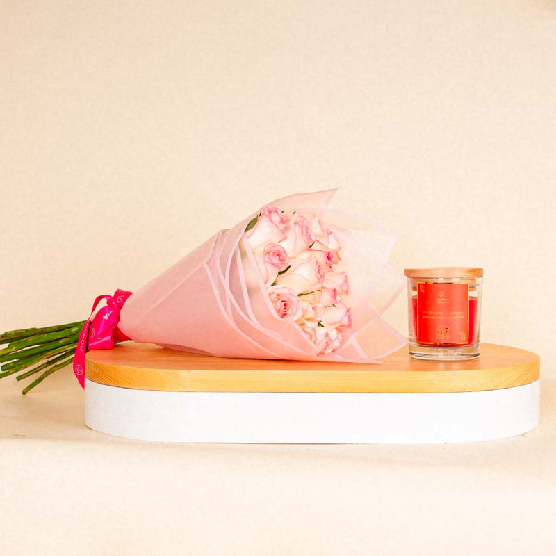 Red Jar Candle with 15 Light Pink Roses Bouquet