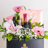 Flowrista Beauty & Blooms Gift Box