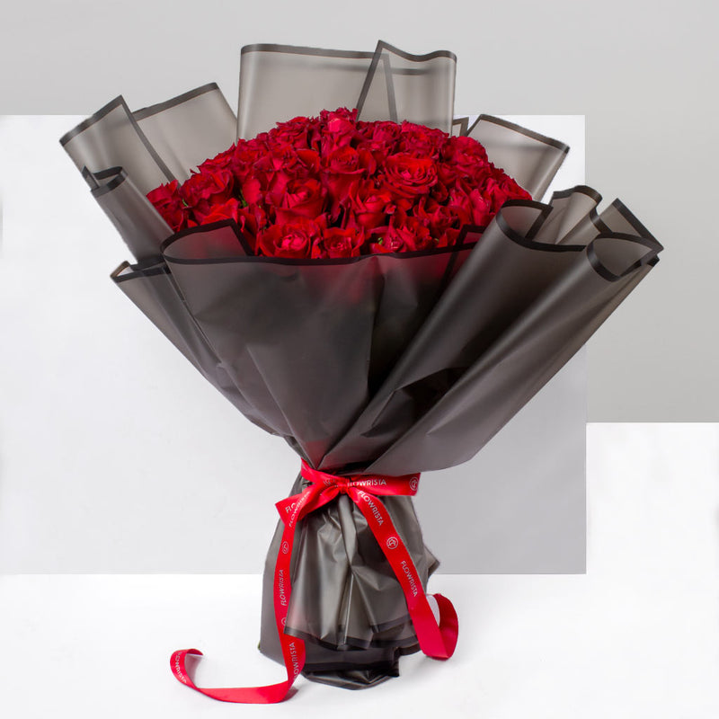 Luxurious Bouquet of Red Roses