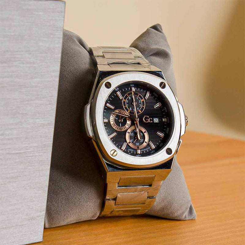GC Coussin Shape Chronograph Watch Y99001G2MF