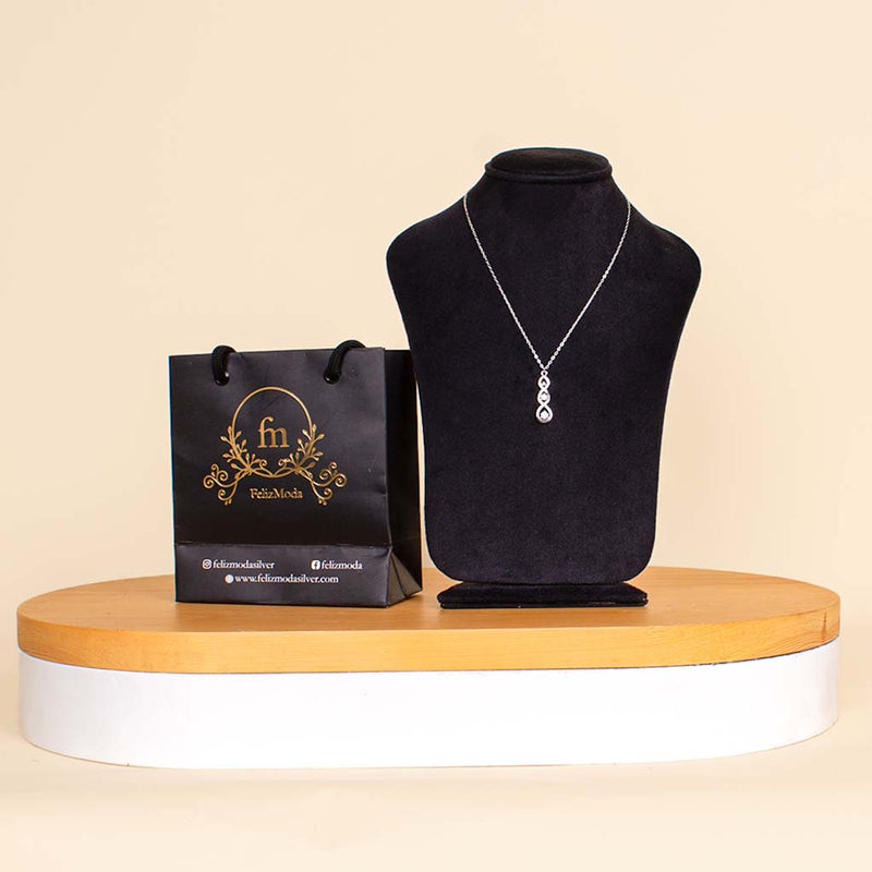 Felizmoda Three Stones Silver Necklace