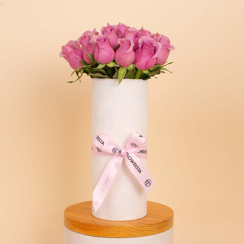 Purple Signature Vase - 20 Stems