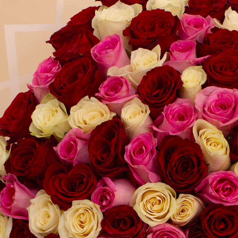 Flowrista | Grand Bouquet of 150 Mixed Roses