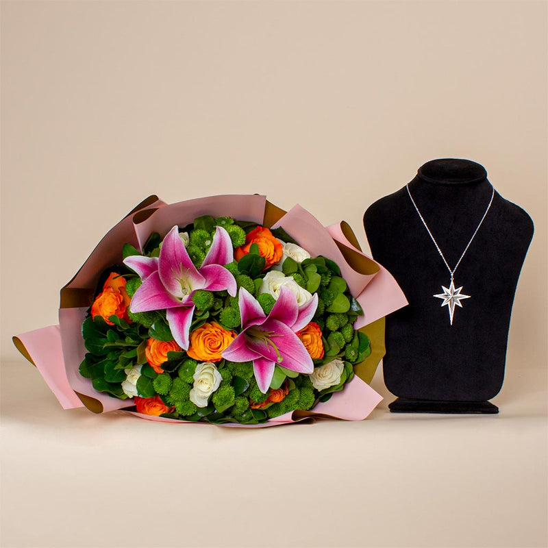 Felizmoda North Star Silver Necklace | The Season Bouquet