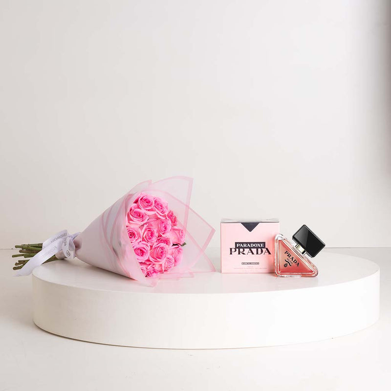 Prada Paradoxe Radical Essence Parfum 90ml & 15 Revival Roses Hand Bouquet