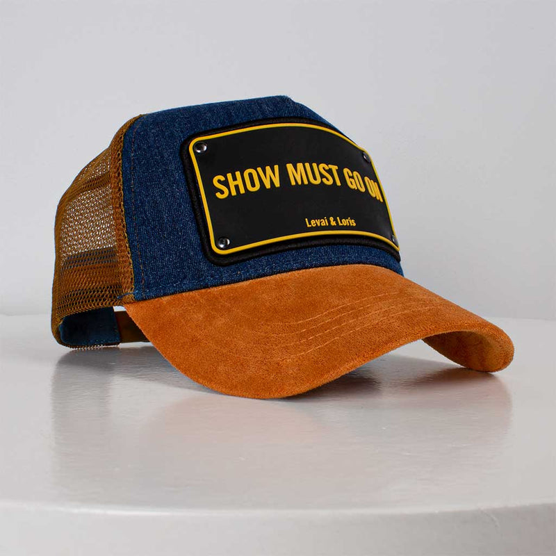 Levai & Loris Show must go on unisex cap