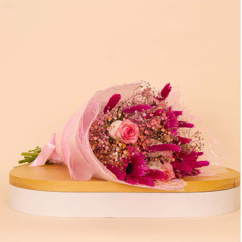 Flowrista Romantic Flowers Bouquet