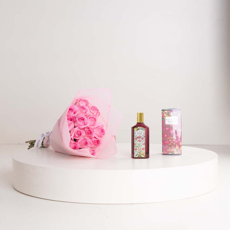 Gucci Flora Gorgeous Gardenia Eau de Parfum Intense 100ml & 15 Revival Roses Hand Bouquet