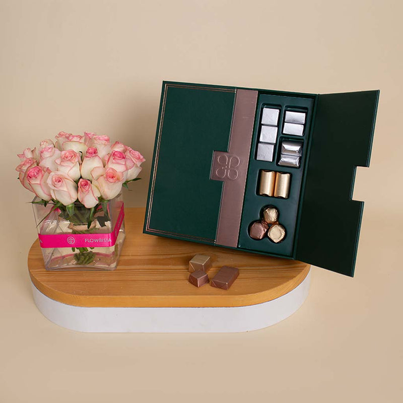 Patchi Premium Box (940g) & 15 Roses Gift