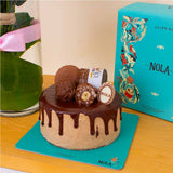 Nola Nutella Crunchy Cake & White Roses Vase