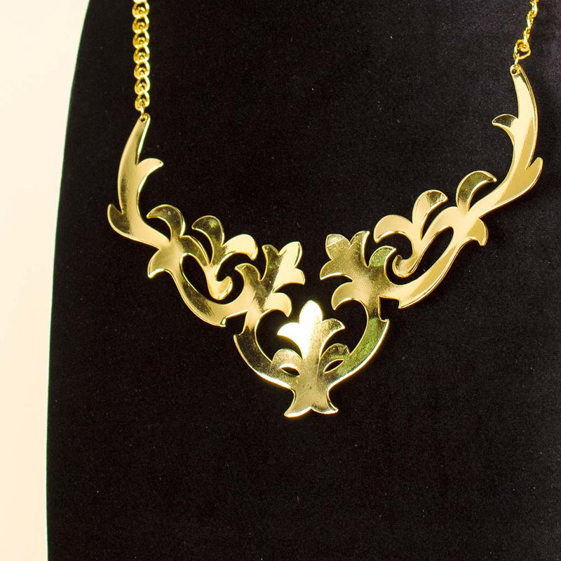 Amaz Gazelle Horn Necklace