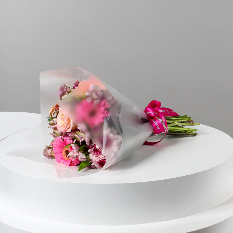 Mixed Flower Bouquet – Pink Roses & Gerbera