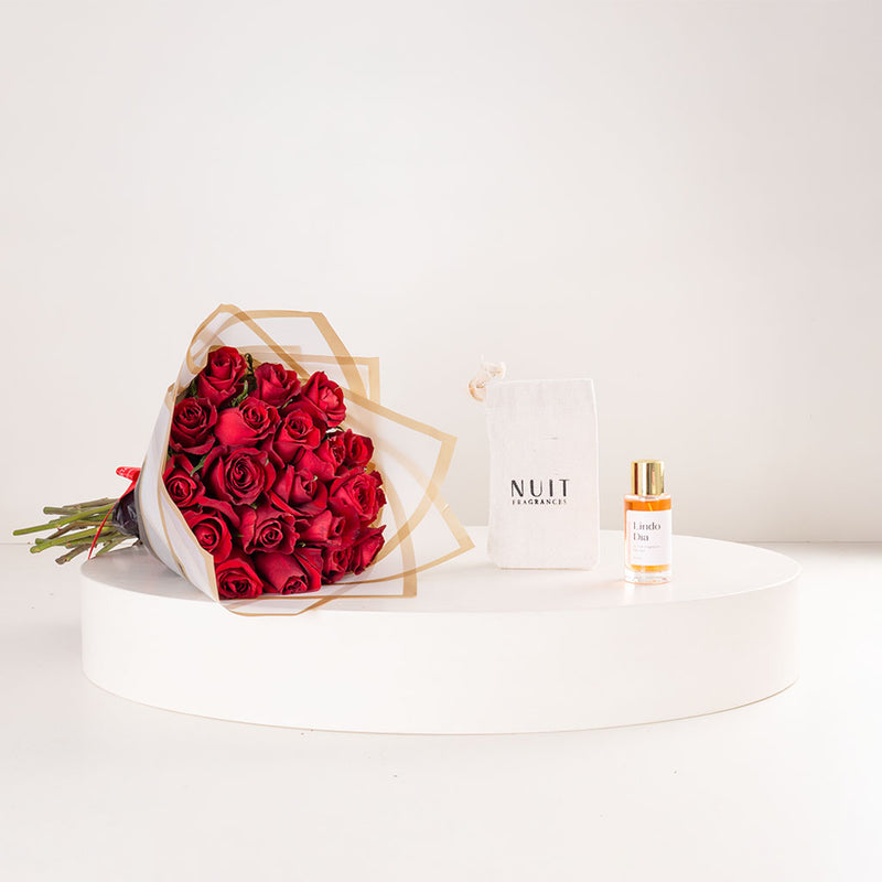 Nuit Lindo Día Eau de Parfum 50ml & Red Roses Bouquet
