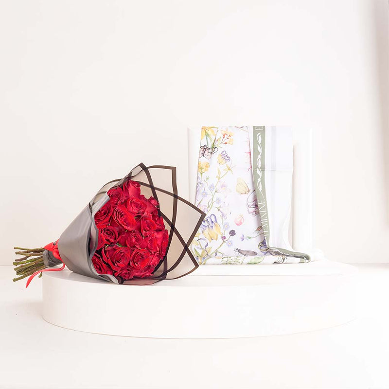 Veloor Flora Scarf & 20 Red Roses Bouquet