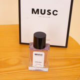 Coffee Musk & Hams Scarf Roses Bundle — MUSC 30ml & Velour Hams Scarf & Red Roses