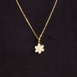 Markiz Flower Necklace And Unique Red Roses