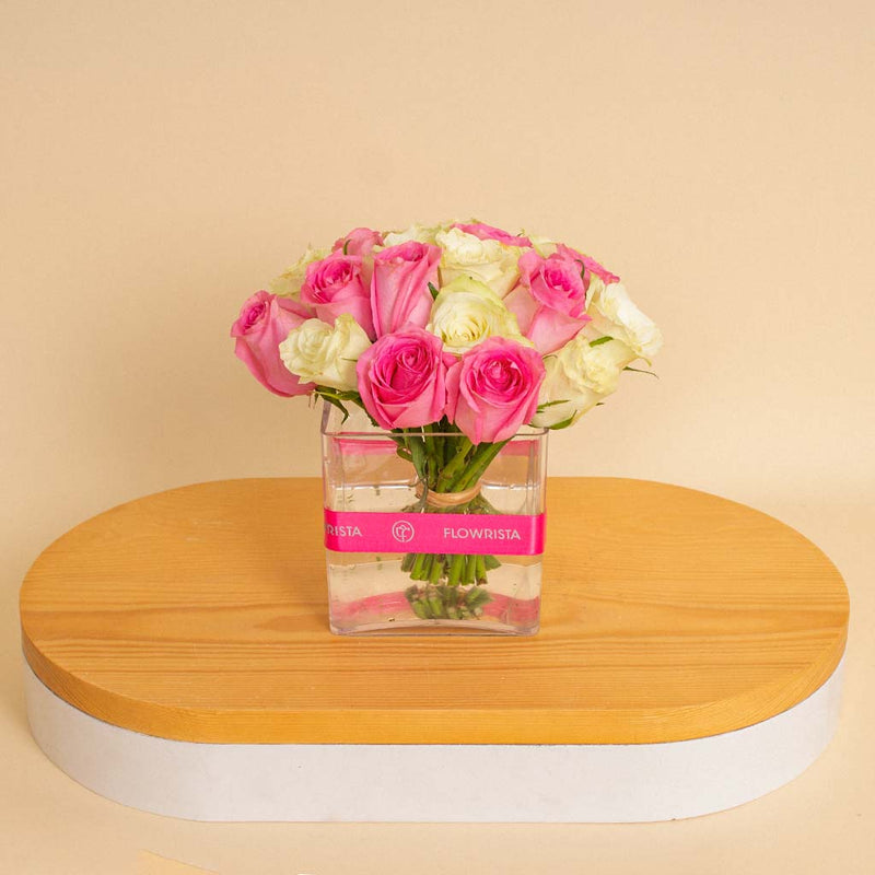 Mixed Flowers Vase | 20 White&Pink Flowers