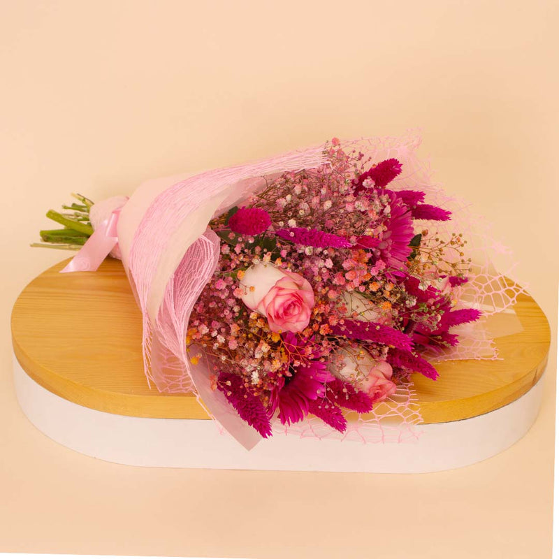 Flowrista Romantic Flowers Bouquet