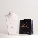 Felizmoda Flower Necklace & Pink Roses Bouquet