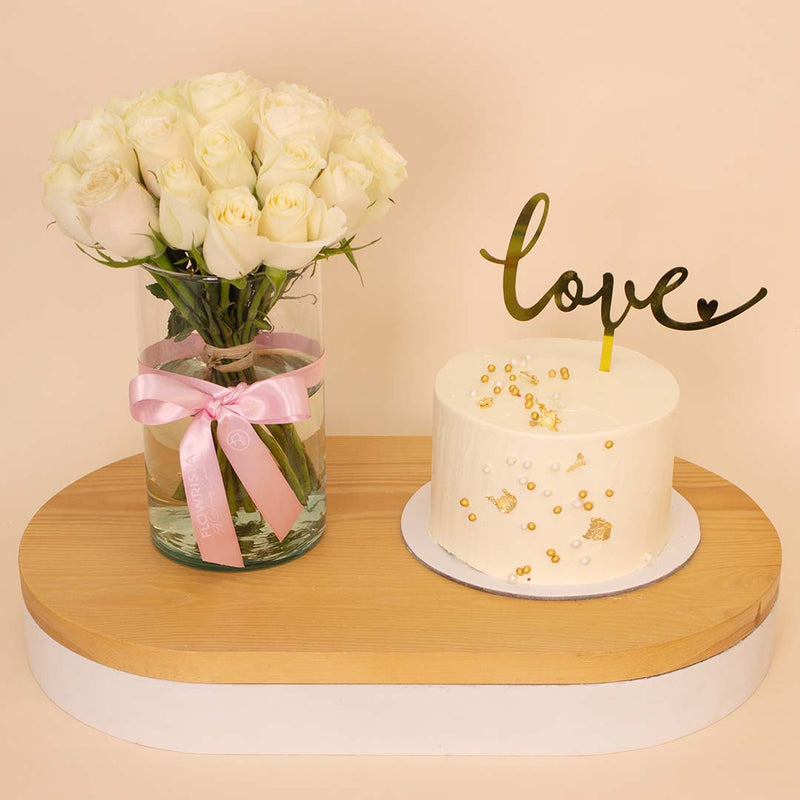 Ninos Golden Celebrations Cake & 15 White Roses Vase