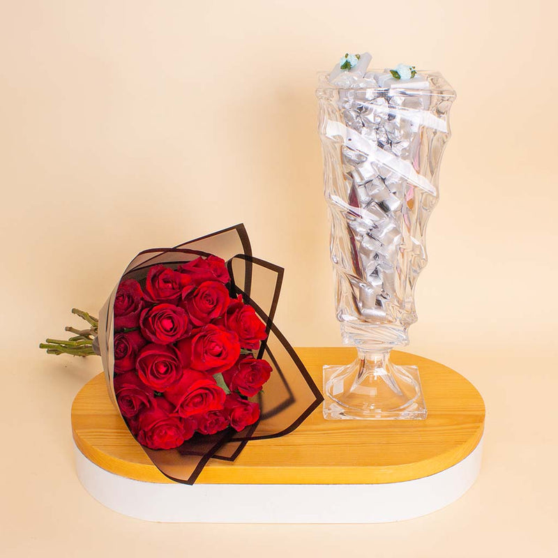 Passionelle Chocolate Crystal Vase 1kg & Red Roses Bouquet