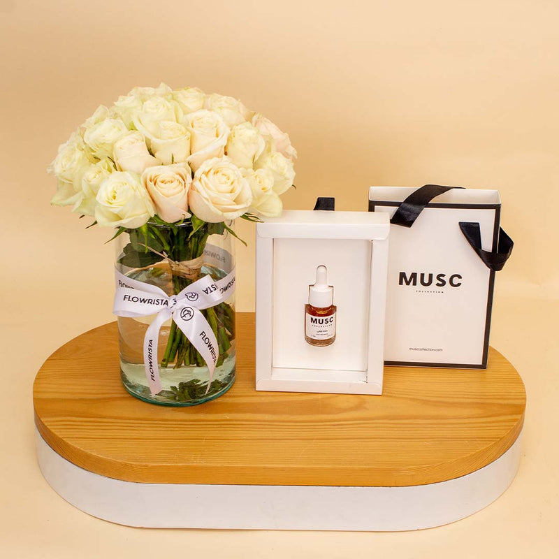 MUSC Toffee Musk Oil 10ml & White Roses Vase