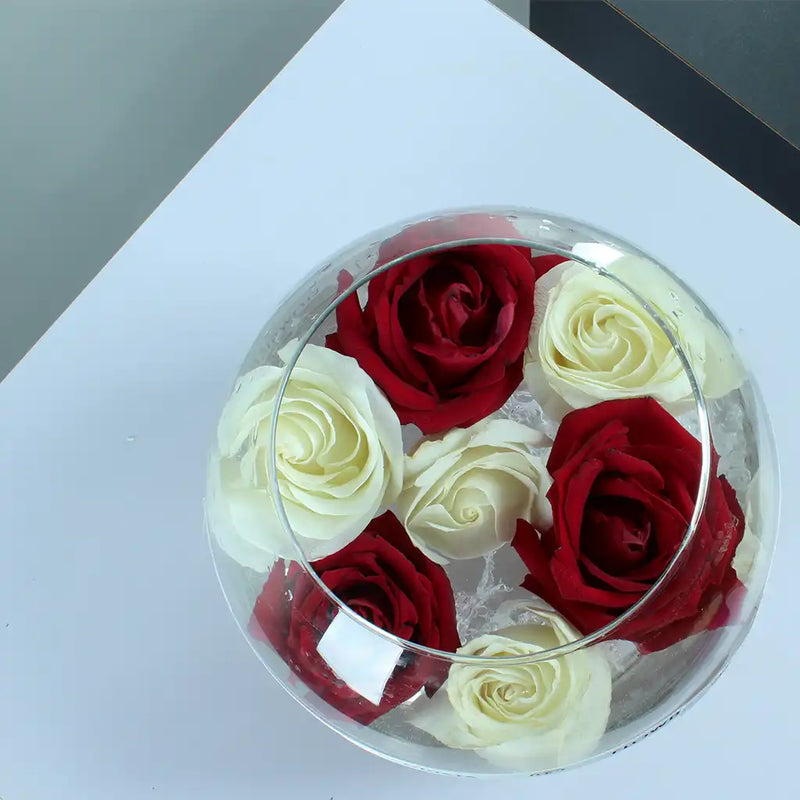 Flowrista | Red & White Roses Vase