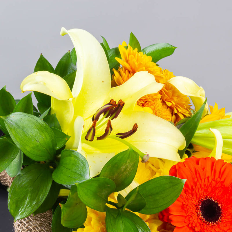 Flowrista | Mixed Hand Bouquet