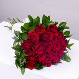 Flowrista Hand Bouquet – Red Roses