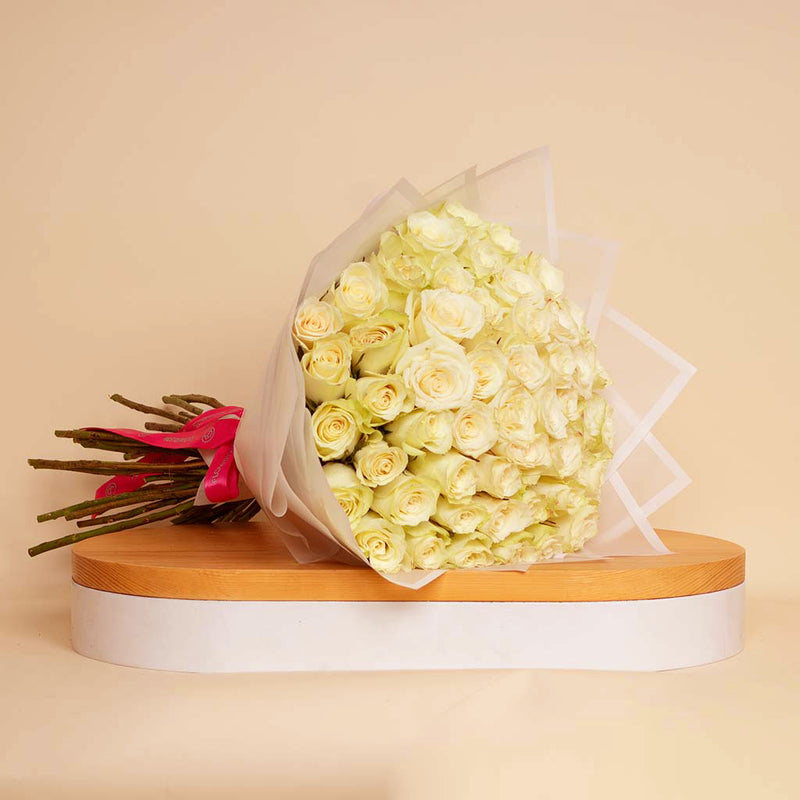 50 white roses