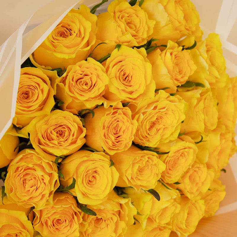 30 Yellow Roses Hand Bouquet